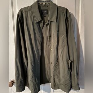 Banana Republic Wind Breaker. Olive Green